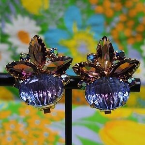 Vintage 60s Blue Purple Crystal  Floral Gold Clip On Earrings